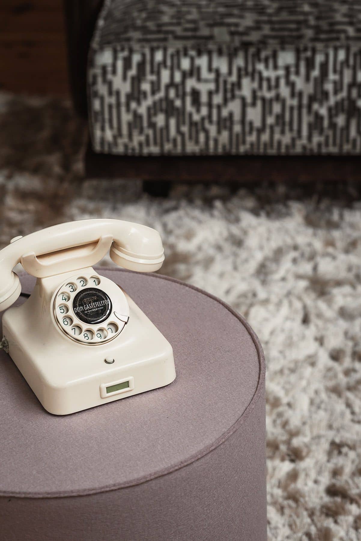 Vintage-Telefon Ivory auf einer Feier